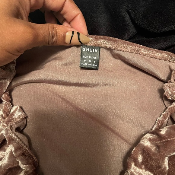 Velvet 2 Piece - Picture 5 of 6